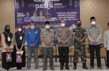 Bupati Bersama Kapolres Tanjabbar Hadiri Undangan Pesantren Kilat