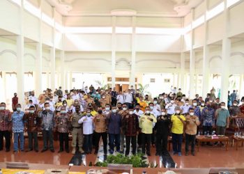 Kades itu seperti bupati