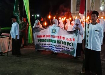 Sekda Tanjab Timur Lepas Pawai Obor