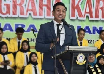 Wisudawan Tak Boleh Gengsi