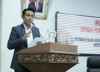 Bupati Fadhil Arief