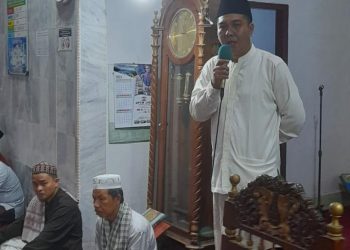 Mari Dekatkan Anak Anak Dengan Masjid