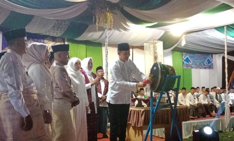 Pj Bupati Secara Resmi Membuka MTQ Ke 52 Tingkat Kecamatan Sekernan