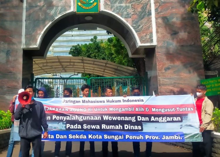 Penyalah Gunaan Wewenang dan Anggaran