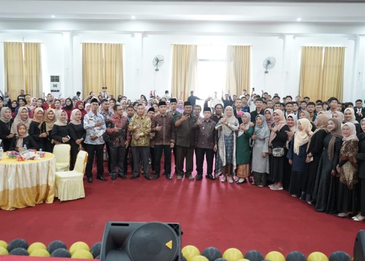 Hadiri Pelepasan Siswa SMAN 12 Kota Jambi, Gubernur Al Haris Berikan Pesan Kepada Siswa Yang Baru Lulus