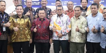 Gubernur Al Haris Teken MoU dengan Universitas Negeri Padang Tingkatkan SDM