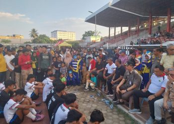 Pj Bupati Bachyuni Motivasi Pemain Muaro Jambi Usai Gagal ke Final Sepakbola Porprov Jambi