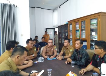 Aliansi Wartawan Siber Indonesia Jambi Unjuk Rasa di Kantor Bupati Muaro Jambi