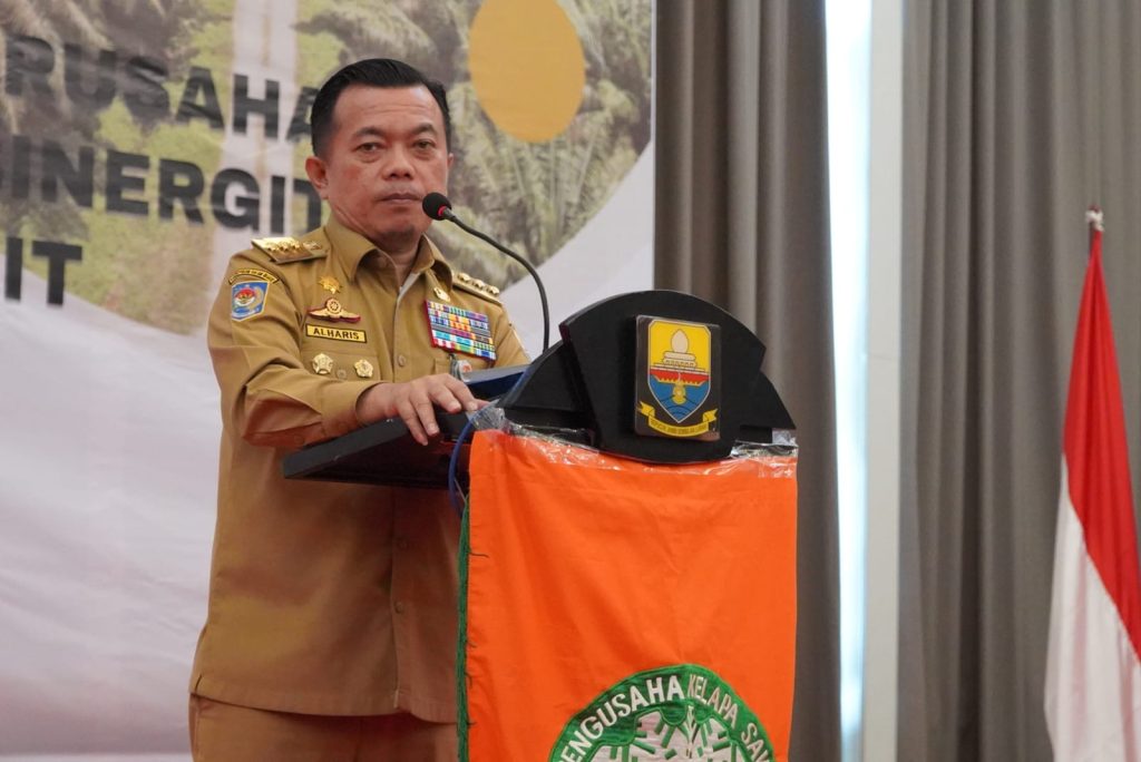 Gubernur Jambi Al Haris S.Sos ketika memberikan sambutan pada acara FGD GAPKI Provinsi Jambi