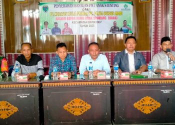 Camat Bathin XXIV dampingi penyerahan Pemberian Makanan Tambahan