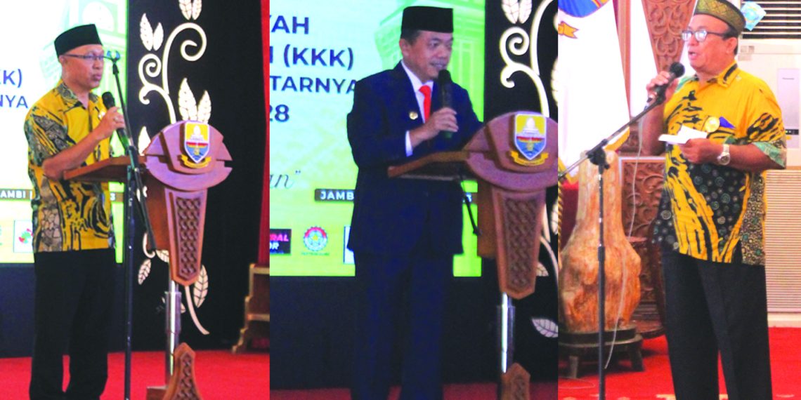 Ketika Memberikan Sambutan