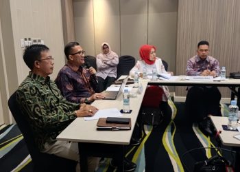 Kadis Kominfo Pimpin Presentasi Uji Publik Monev KIP Tahun 2023