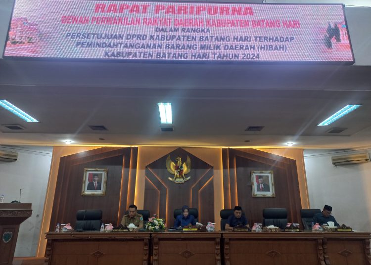 Rapat Paripurna DPRD Batanghari