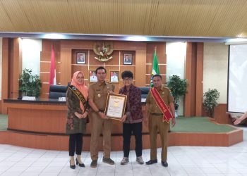Bupati Batanghari Terima Rekor Muri dari Nyalanesia