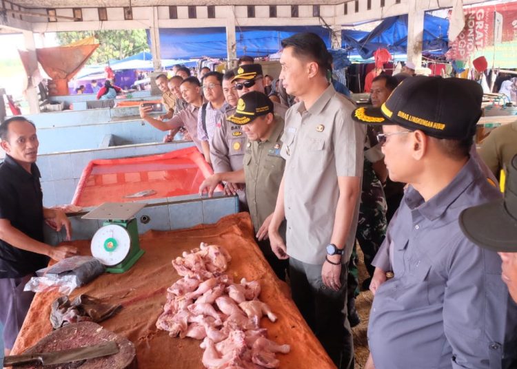 Forkompinda Kab Muaro Jambi Menggelar Sidak di Pasar Sengeti