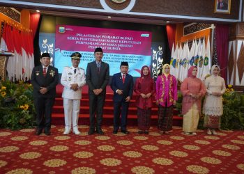 Gubernur Al Haris Resmi Lantik Raden Najmi Sebagai Pj. Bupati Muaro Jambi dan Perpanjang Masa Jabatan Bachril Bakri