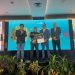 1 Yunianta saat terima penghargaan Indonesia CSR Brand Equity Awards | Sumber: Dokumentasi Perusahaan