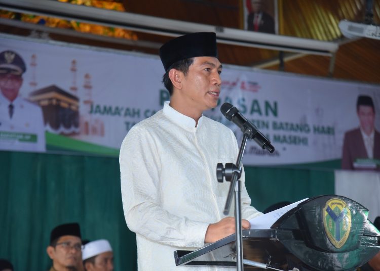 Bupati Mhd. Fadhil Arief lepas keberangkatan 175 Calon Jama'ah Haji