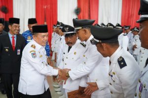 Saya mengucapkan selamat atas pengukuhan perpanjangan masa jabatan Kepala desa dan Ketua Tim Penggerak PKK desa 