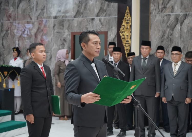 Upacara Pengukuhan Anggota Pasukan Pengibar Bendera Pusaka (paskibraka) Kabupaten Batang Hari tahun 2024