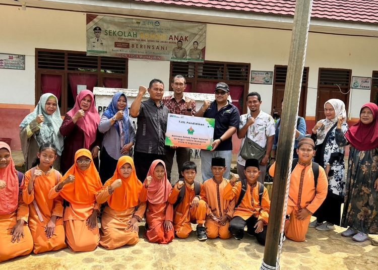 Majelis guru dan murid SD Negeri 145/X Desa Muhajirin, Kecamatan Jaluko, kini dapat bernapas lega dan menjalani proses belajar mengajar dengan tenang tanpa khawatir terganggu oleh lalu lintas kendaraan yang melintas
