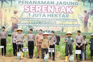 Penanaman jagung serentak tersebut merupakan upaya Polri dalam rangka mendukung ketahanan pangan menjaga swasembada pangan diseluruh wilayah Indonesia serta mendukung program Pemerintah