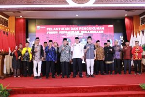 Wagub Sani menegaskan melalui kehadiran FPK di Provinsi Jambi, hendaknya dapat menyatukan pemikiran-pemikiran yang selaras dengan tujuan pembangunan bangsa