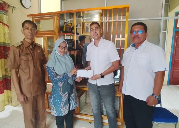 PT Perkebunan Nusantara (PTPN) IV Regional 4 Jambi yang diwakili oleh Kebun Usaha Rimbo Dua di Kabupaten Tebo Provinsi Jambi bangun dua unit lapak ternak di Pasar Ternak Kalangan Kedung Berkah yang dikelola dan milik Badan Usaha Milik Desa (BUMDES) Mulya Kencana