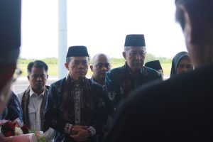Kemudian Gubernur Al Haris menuturkan bahwa kegiatan retreat dimagelang ini berguna dalam mengembangkan potensi-potensi daerah supaya bisa bersaing dengan daeran lainnya