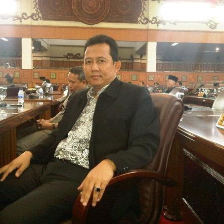 Melihat kondisi tersebut Bupati Muaro Jambi Bambang Bayu Suseno memberikan peringatan keras untuk kalangan ASN (Aparatur Sipil Negara) di Lingkungan Pemerintah Kabupaten Muaro Jambi agar tidak menjadi konsumen atau turut bermain judi online