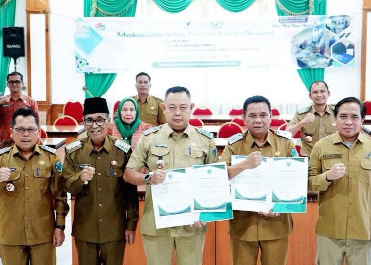 Wakil Bupati Batanghari H. Bakhtiar, membuka rapat advokasi program prioritas nasional BPOM tahun 2025