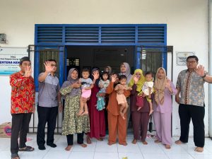 Ini bantuan tahap ketiga dari PTPN IV Regional 4. Secara aturan memang tiga bulan berturut-turut anak stunting harus diberikan asupan bergizi