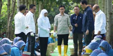 Saya kira kopi kita sudah mendunia. Indonesia adalah produsen kopi terbesar keempat di dunia. Tugas kita sekarang adalah menjaga kualitas dan memastikan kuantitasnya mencukupi kebutuhan pasar global