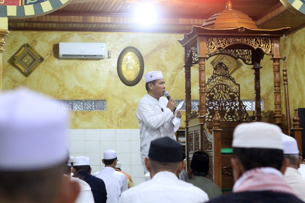 Nabi Ismail as merupakan anak semata wayang, yang sudah begitu lama diidam-idamkan oleh nabi Ibrahim as, kehadirannya menjadi penyemangat hidup, dan pelepas dahaga kerinduan
