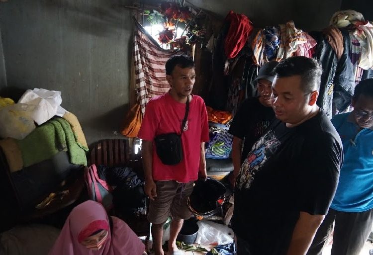 Ketua DPRD Kota Jambi bantu Korban Kebakaran