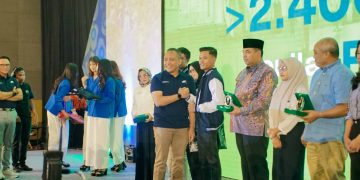 Program yang diluncurkan berbarengan dengan PalmCo Scholarship itu merupakan hasil kerja sama antara Yayasan Perduli Pendidikan Marsiurupan (YPPM), lembaga bimbingan ternama Ganesha Operation (GO), dan PTPN IV PalmCo untuk tahun ajaran 2024 – 2025