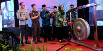 Wakil Gubernur Jambi, membuka secara resmi Rapat Koordinasi Daerah program Bangga Kencana serta percepatan penurunan stunting perwakilan BKKBN perwakilan Provinsi Jambi di Hotel Aston Kota Jambi