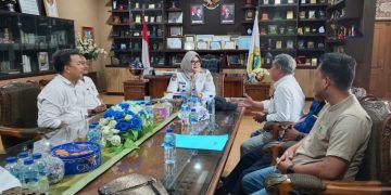 Sekretaris Panpel kongres PWI 2025 daerah Jambi, Zainuddin mengucapkan terima kasih banyak atas kesediaan Bupati menerima kunjungan pengurus PWI Jambi