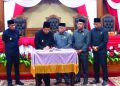 Rapat paripurna ini mengusung agenda penting, yakni Penyampaian Pendapat Akhir Fraksi-Fraksi DPRD terhadap Rancangan Peraturan Daerah (Ranperda) tentang Perubahan Anggaran Pendapatan dan Belanja legislatif