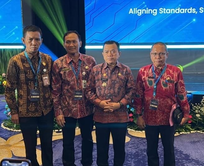 Pemberian pengampu KJSU (Kanker, Jantung, Stroke dan Uralogi) kepada Provinsi Jambi dari Kementerian Kesehatan Republik Indonesia ini diberikan dalam acara pembukaan The 2nd International Conference on Advancing Post Graduate Medical Education 2025