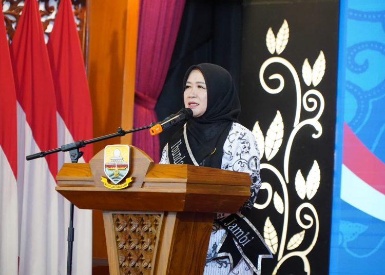 Pelantikan Hj. Hesti Haris sebagai Ibunda Guru Provinsi Jambi menandai babak baru dalam penguatan peran strategis perempuan dalam dunia pendidikan