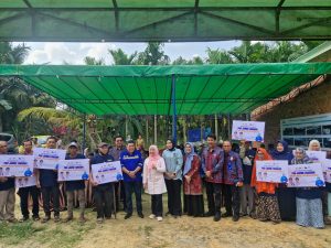 Hj. Hesti juga menegaskan bahwa penerima bantuan adalah masyarakat yang benar-benar pantas mendapatkannya. Ia menyampaikan apresiasi kepada seluruh pihak yang telah bekerja keras, mulai dari perangkat desa, kader Posyandu, hingga tim pelaksana, sehingga program ini tepat sasaran