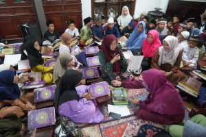 Menurut Hj. Hesti Haris, metode ini memiliki beberapa keunikan yang membuatnya lebih mudah dipahami oleh masyarakat luas