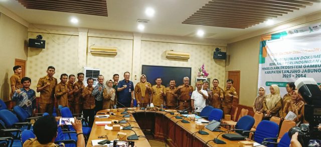 Dokumen RPPEG, sejatinya di buat berjenjang dari pusat hingga pemerintah kabupaten/kota yang memiliki kawasan hidrologi gambut. Pemerintah Provinsi Jambi, saat ini tengah menyusun dokumen yang akan menjadi pedoman tata kelola gambut