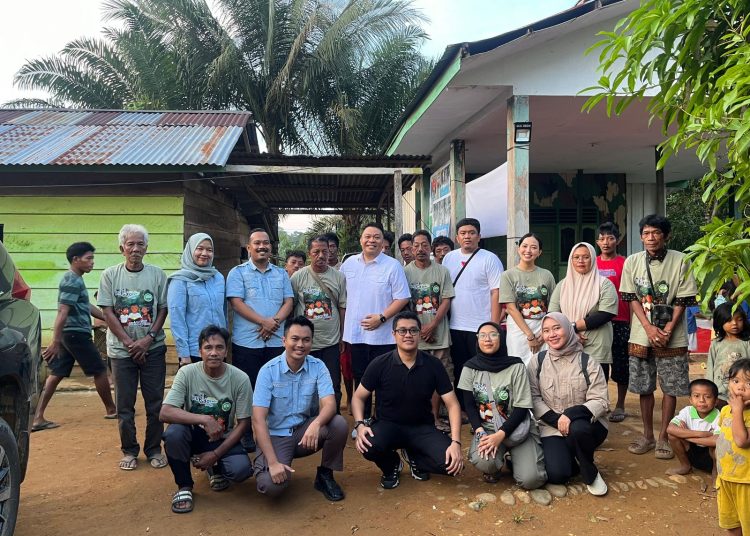 Edukasi memperingati Hari Masyarakat Adat Internasional terhadap anak-anak SAD yang bermukim di desa Jelutih kecamatan Batin XXIV kabupaten Batanghari
