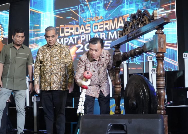 Melalui kegiatan lomba cerdas cermat ini, kita tidak hanya sekadar menguji pengetahuan, tetapi juga menanamkan semangat kebangsaan, membangun karakter generasi muda, dan memperkuat rasa cinta tanah air, membentuk mental dan moral
