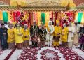 Bupati Tanjung Jabung Timur, Dilla Hikmasari Hich, ST, menerima gelar adat “Puti Betuah Payung Negeri” dari LAM Provinsi Jambi