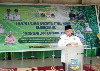 Batik sebagai simbol kekayaan budaya, dan pentingnya menanamkan sense of belonging terhadap budaya Indonesia kepada anak-anak