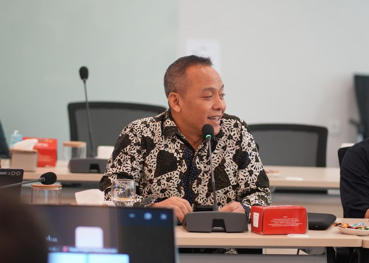 Ketersediaan bahan baku yang stabil dari PTPN dan tambahan pasokan dari Agrinas menjadi jaminan keberlanjutan produksi Minyakita. Ini tidak hanya soal harga yang terjangkau bagi masyarakat, tetapi juga mutu produk yang sesuai standar nasional