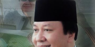Prof. Dr. Mukhtar Latif, MPd.
